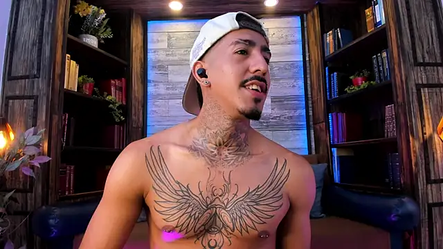 Donovan_Desmond: απευθείας συνομιλία ΧΧΧ