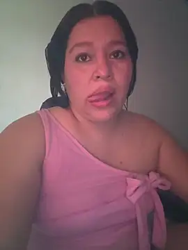 Chat +18 de Lovelipsbig ao vivo