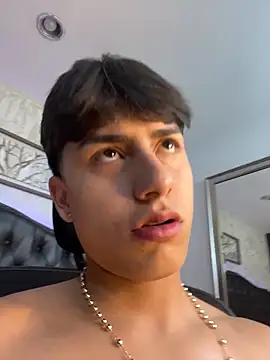 Lander_Cruz Pertunjukan Webcam