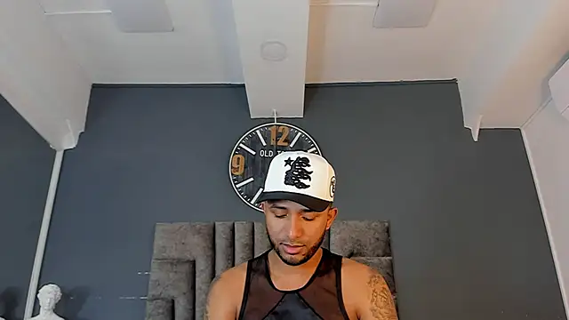 แชท XXX สดของ Robin_Rief