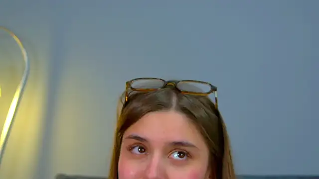 Chat XXX en directo de ArianaAllens