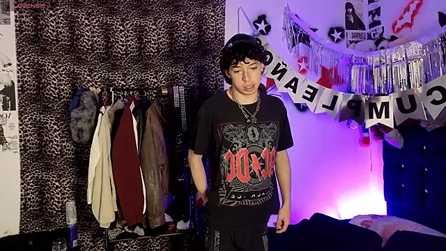 Noah_blackwoodn Webbikameraesitys