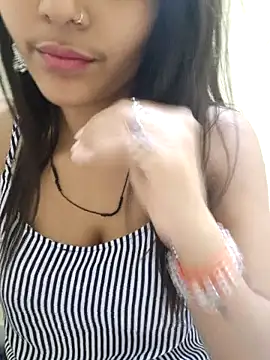 Teri_lella 在線直播表演