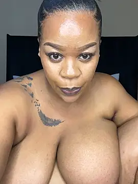 THICKBUNNYCHICKxxx's Webcam Show
