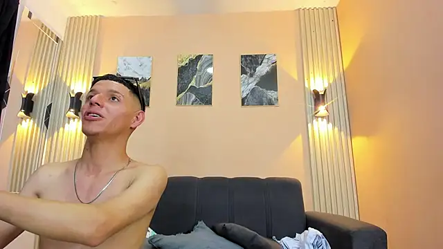 Webkamerová show DesiresOfOlympus_