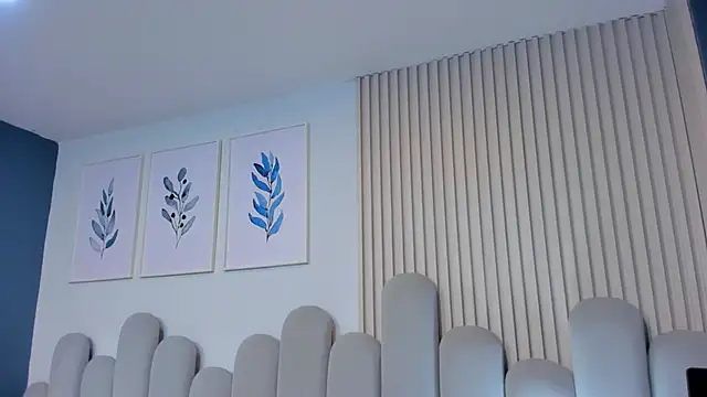 luly_dreams' Live XXX Chat