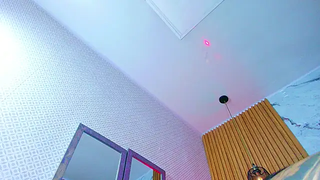 lizza_ossのライブXXXチャット