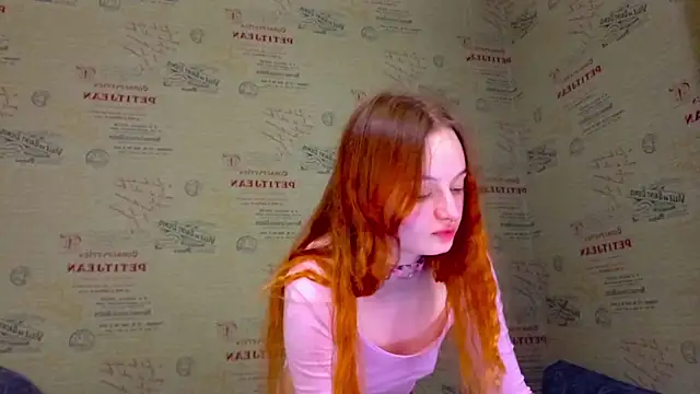 Chat XXX en directo de emi_less