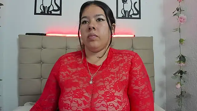 LinaBrowm Adlı Modelin Canlı XXX Sohbeti