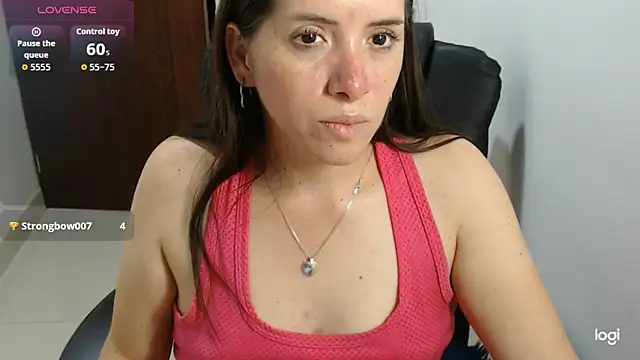 spicey_latina's Live XXX Chat