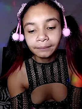 liz7skinny Chat XXX live