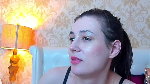 JuliaHunts 라이브 XXX 채팅