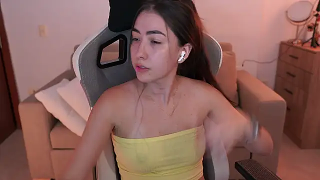 Czat XXX na żywo – anyacutex