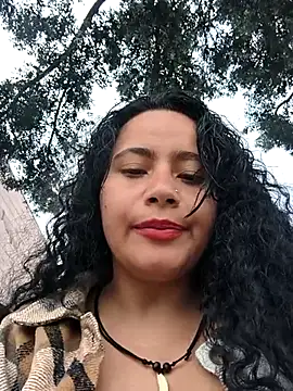 Yaya_watson Chat XXX live