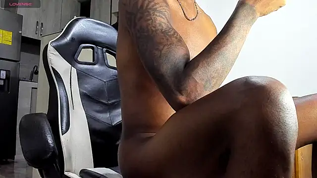 YeremiBrowm's Webcam Show