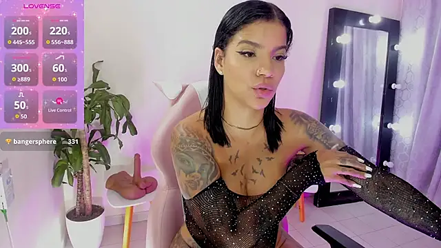 EmmaRusellx's Live XXX Chat