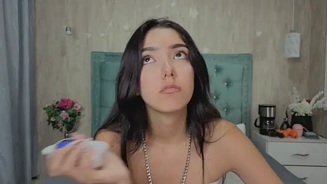 دردشة Marcelaa_fox الجنسية المباشرة