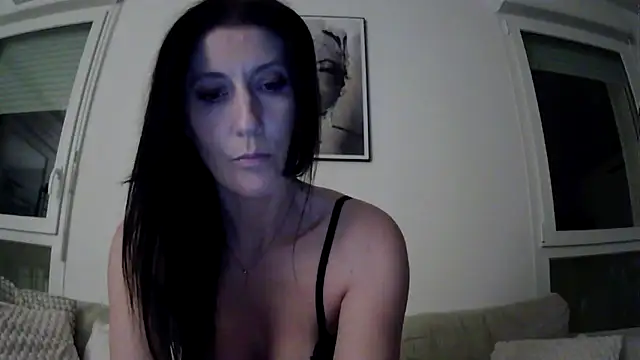 دردشة ScarletMuse_ الجنسية المباشرة