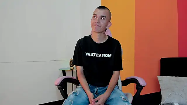 โชว์เว็บแคมของ Rowan_Cley