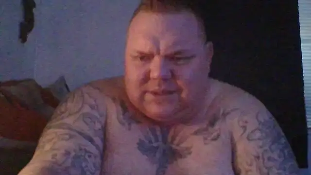 GingerSnap4444 Show in webcam