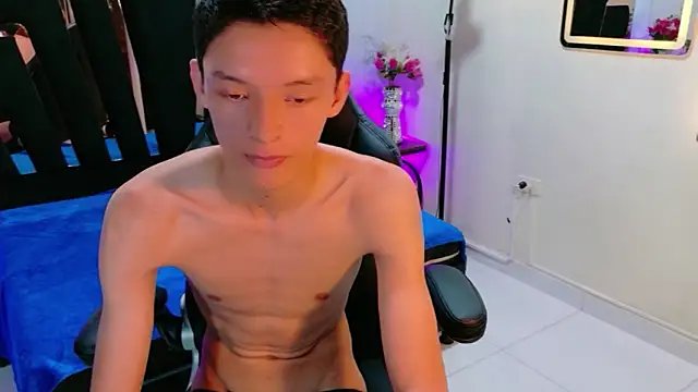 BlurEyes1's Webcam Show