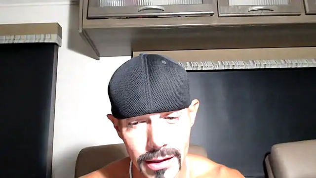 ThickD2C Chat XXX live