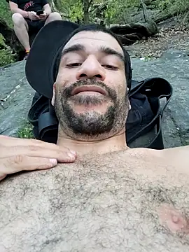 GuyInNY: διαδικτυακό σόου στην κάμερα