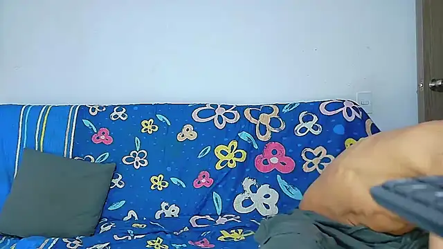 Party_Straight's Live XXX Chat