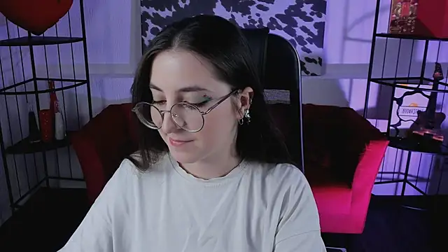 VirtuallVoyant 라이브 XXX 채팅