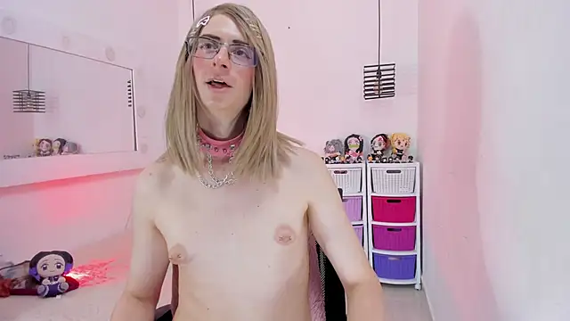 Show modela KimberlyJohnsoon na web-kameri