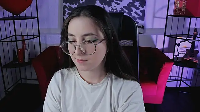 VirtuallVoyant 라이브 XXX 채팅