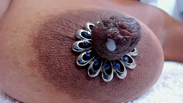 Chat +18 de zara_lopez ao vivo