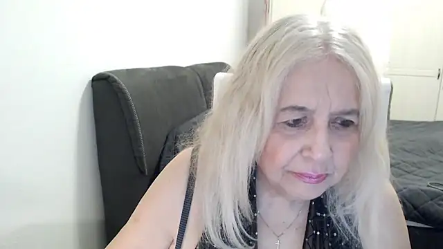 دردشة SusiLifeXXX الجنسية المباشرة