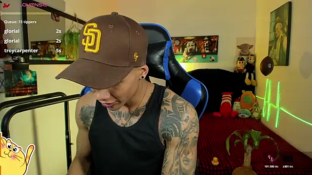 Damian_latinxxx élő XXX-chatje