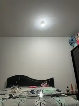 Amelie-RedHoney: онлайн-секс-чат