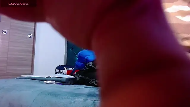 Randy_horny's Live XXX Chat