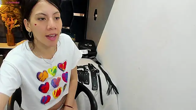 Abril_Fox__ – Live XXX-chat