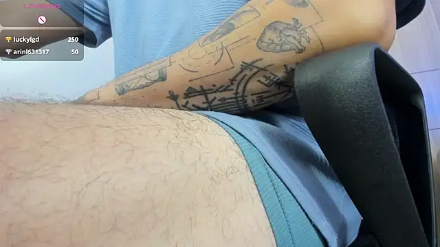 دردشة alejandro_stark الجنسية المباشرة