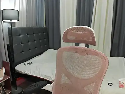 TinyCock_Rein Pertunjukan Webcam