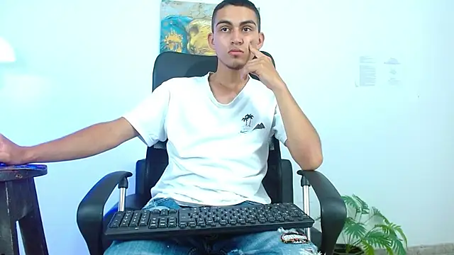 XXX chat uživo modela lucass_18
