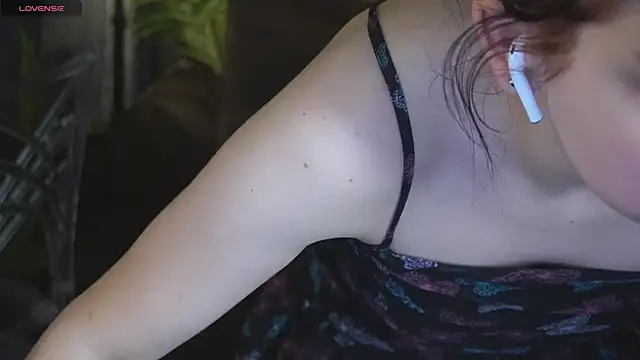 LiviaShy Obrolan Langsung XXX