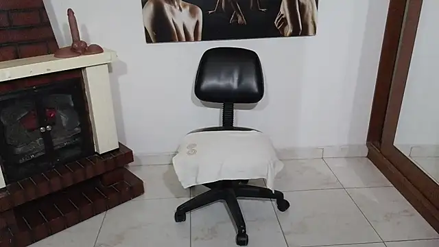 Grace_mature_milf live XXX chat