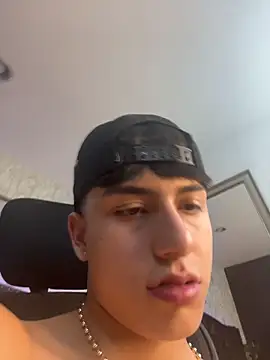 Chat XXX Live Lander_Cruz