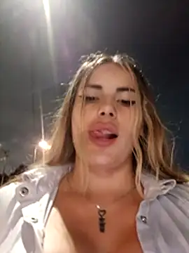 Chat +18 de Cata_city1106 ao vivo