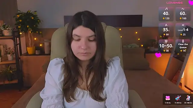 Viola__Shy Chat XXX in diretta