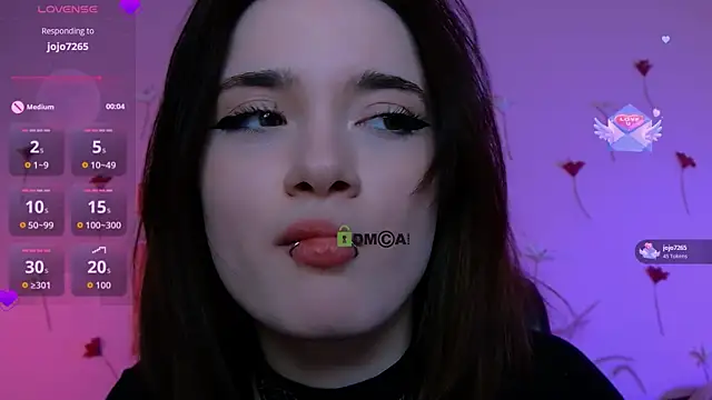 Chat +18 de liana_kisses ao vivo