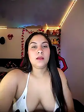 Živý XXX chat esmeralda_jadees