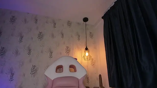 Chat +18 de perla7777 ao vivo