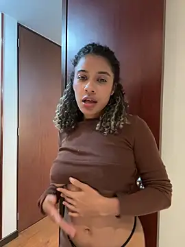 Belkaj's Live XXX Chat