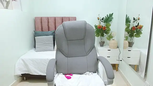 sophia_hadid Live XXX-chat